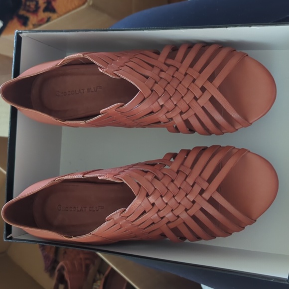 🆕🌿 SUNDANCE WOVEN SANDALS🌿 - Picture 2 of 6